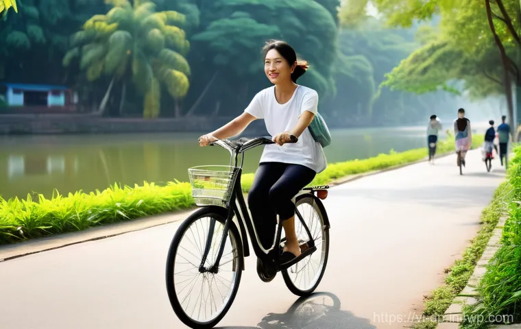 친환경적인 교통 수단 선택하기 - **A dynamic street scene in a modern Vietnamese city.** Focus on young Vietnamese adults and student...